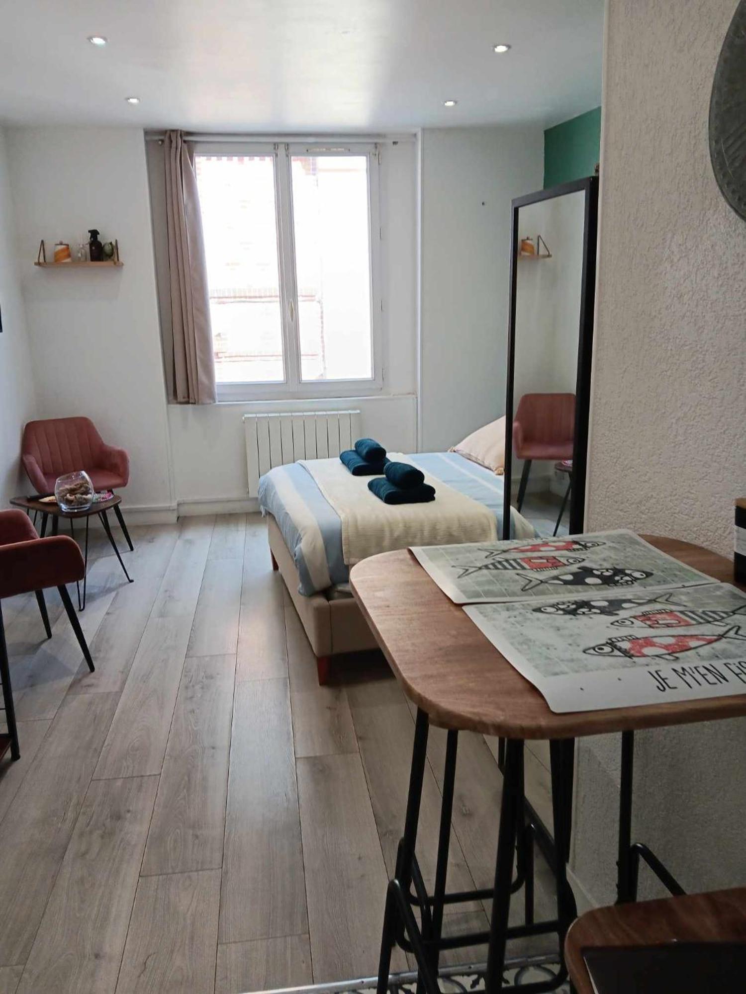Le Petit B - Hyper Centre - Fibre Apartment